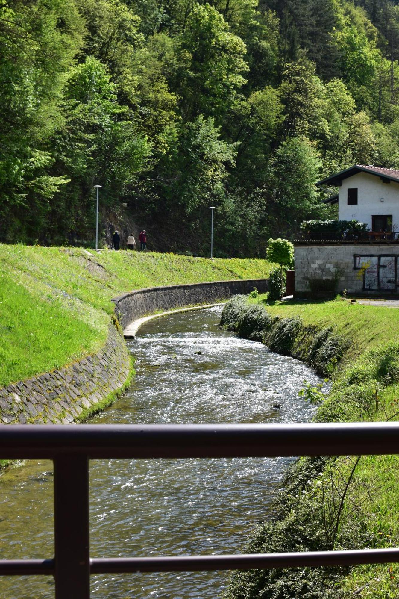 Studio Apartment Old Town Castle Samobor Eksteriør billede